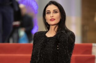 فاطمة ناصر